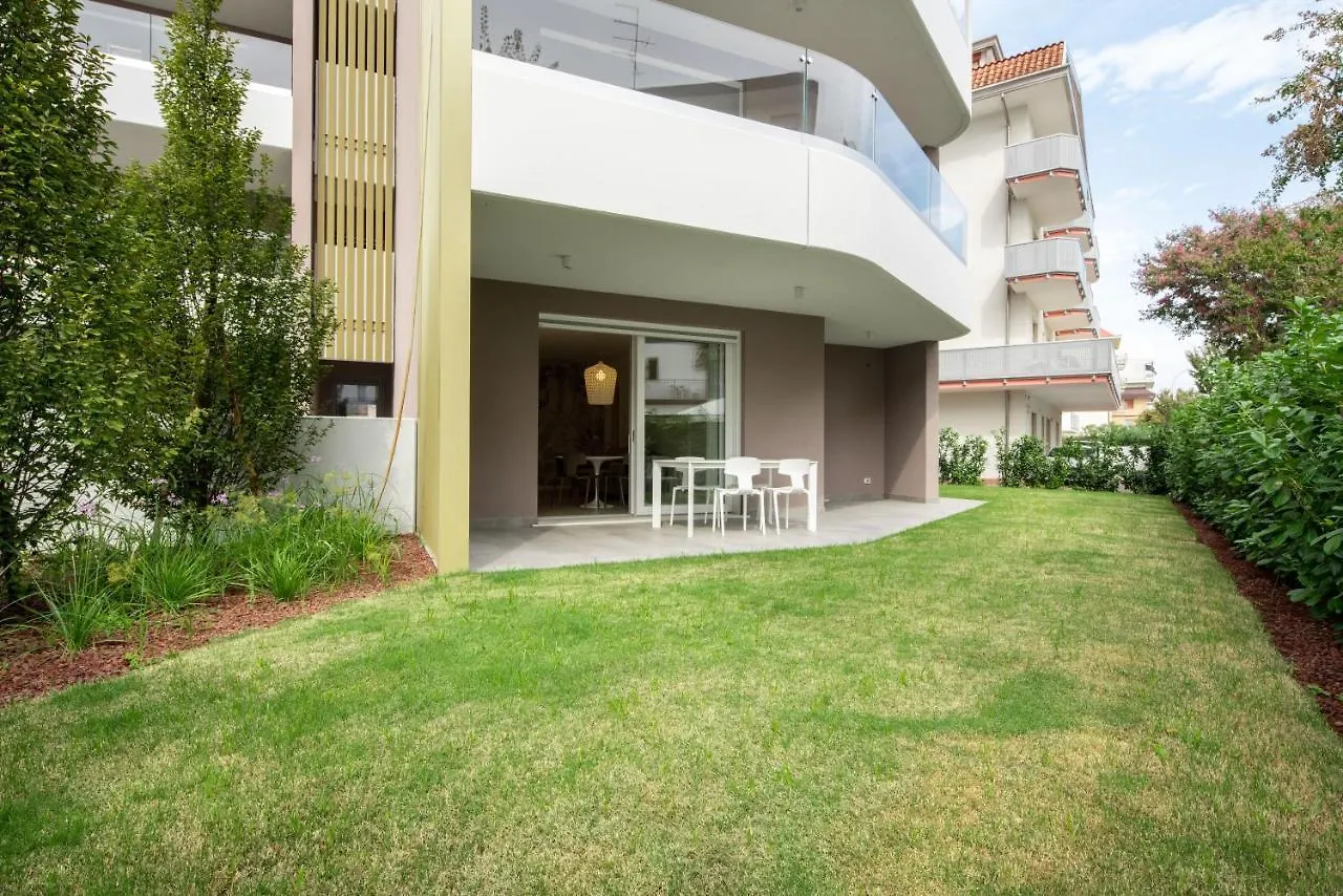 Light Palace 1 - Immobiliare Living Apartment Lido di Jesolo
