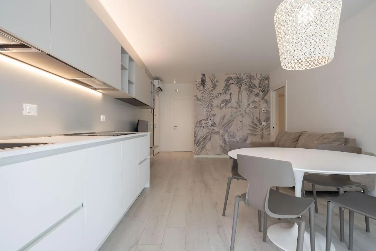 Light Palace 1 - Immobiliare Living Apartment Lido di Jesolo