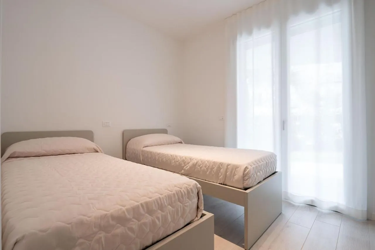 Light Palace 1 - Immobiliare Living Apartment Lido di Jesolo