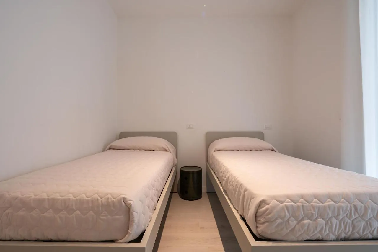 Light Palace 1 - Immobiliare Living Apartment Lido di Jesolo 0*,