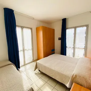Augustus - Piazza Mazzini - Vicino Al Mare - Immobil Relax Apartman