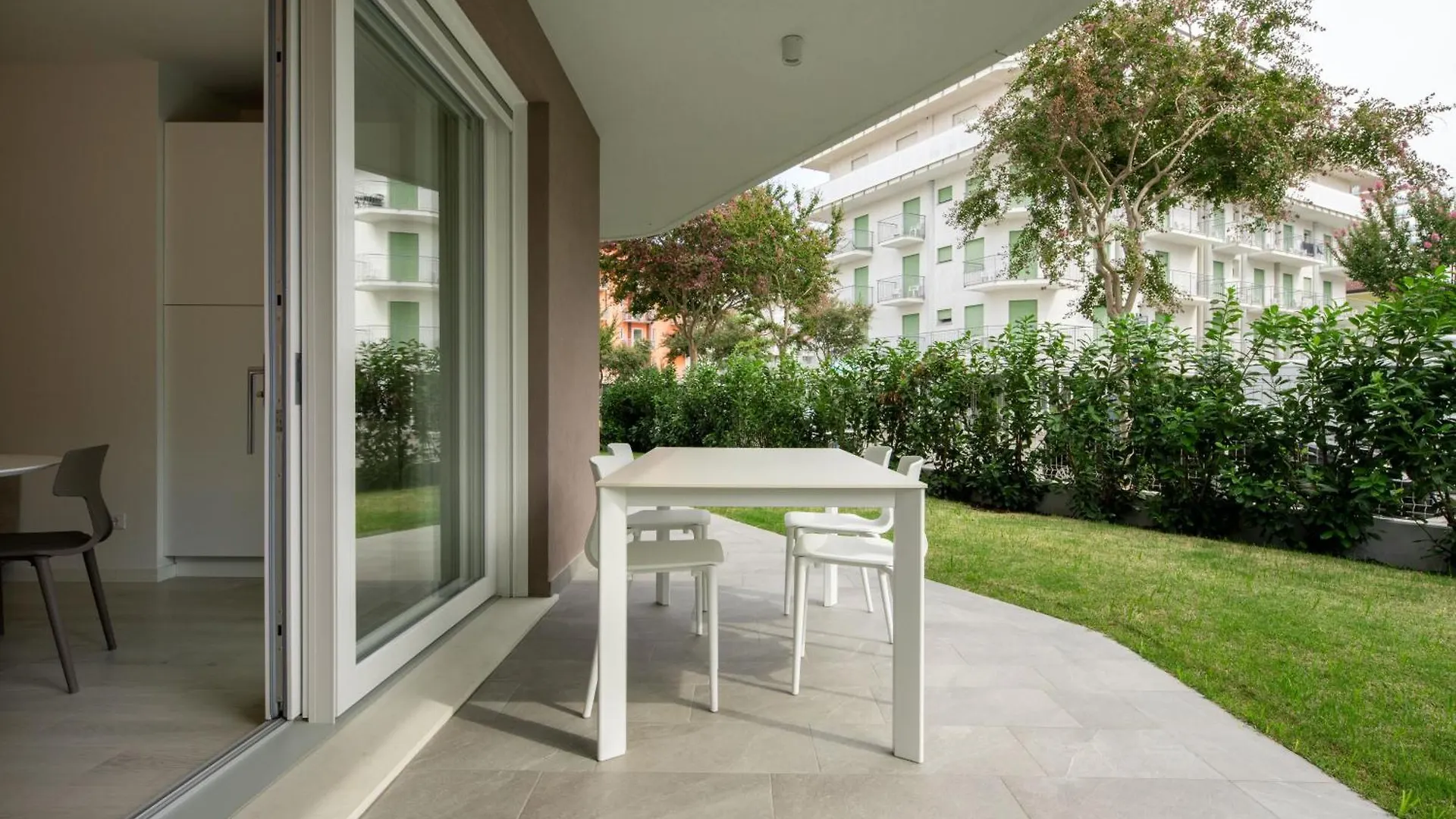 Light Palace 1 - Immobiliare Living Apartment Lido di Jesolo
